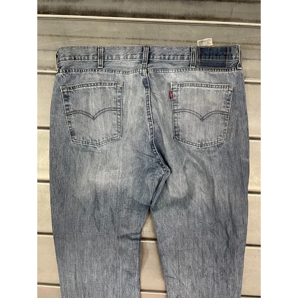 Levis 514 Jeans Mens‎ 38X32 Blue Medium Wash Denim Slim Straight 100% Cotton